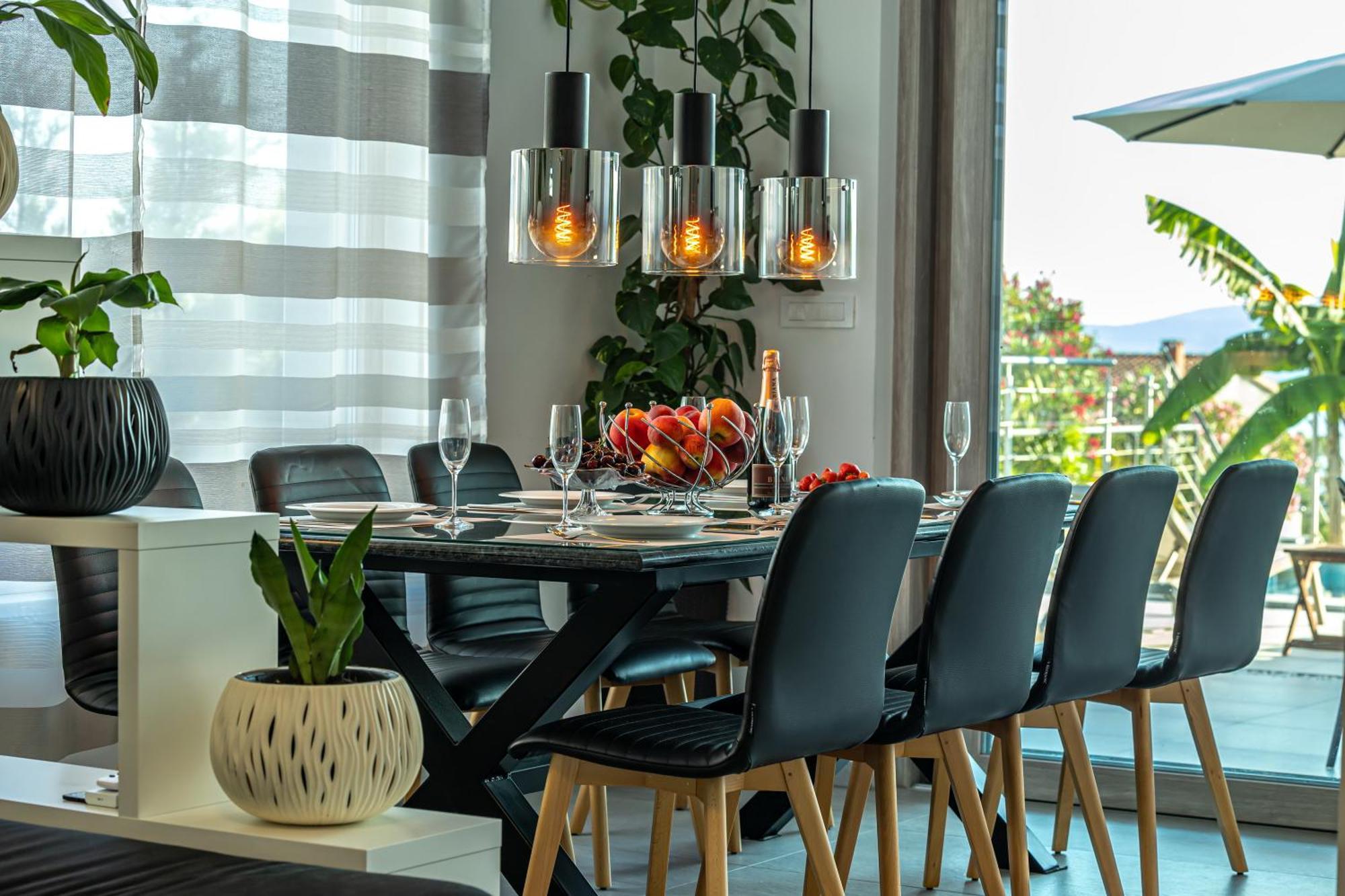 Luxury Villas White Sails Pinezići Exteriör bild