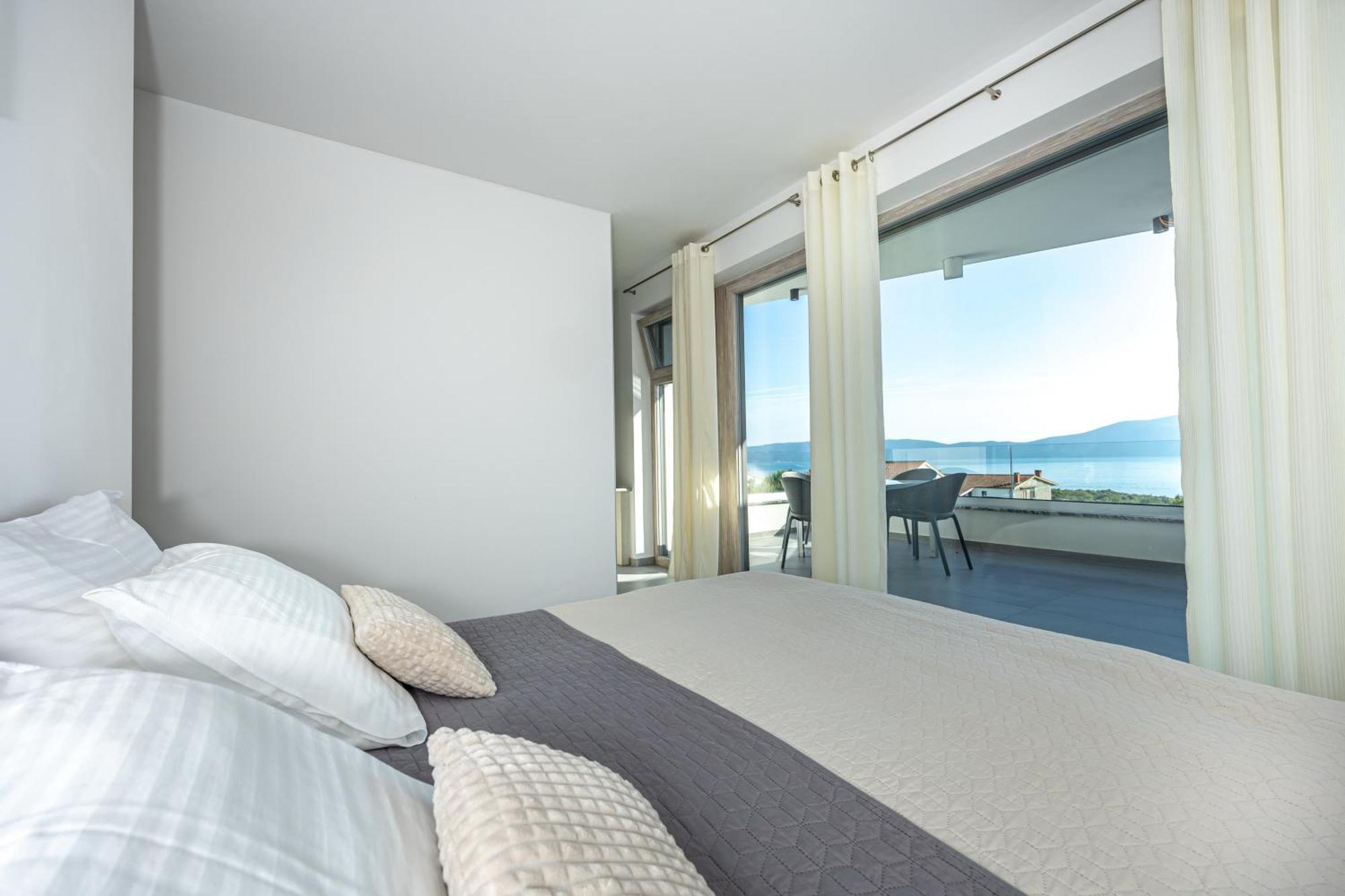 Luxury Villas White Sails Pinezići Exteriör bild